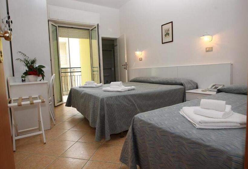 3-Bett-Standardzimmer, Athena B&b