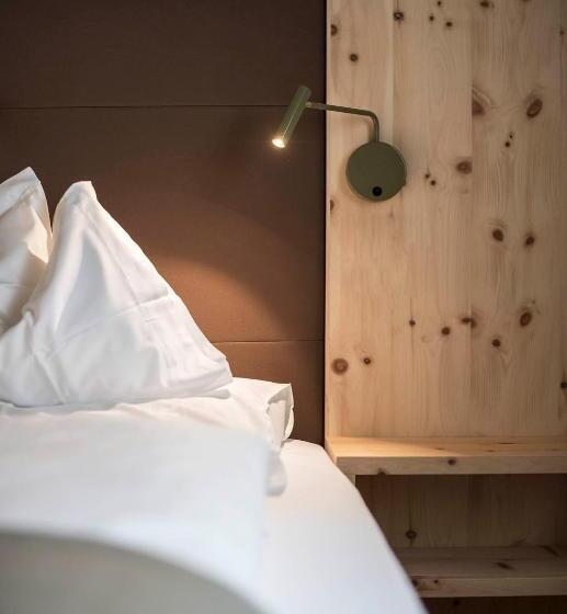 غرفة قياسية مزوَّدة بشُرفة, Das Panorama Dependance