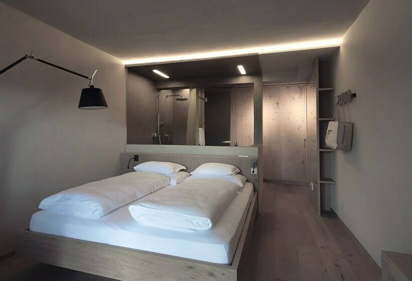 חדר אקונומי, Das Wanda