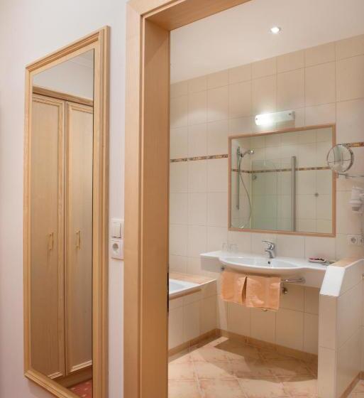 패밀리 스위트, Gasthof Felsenkeller