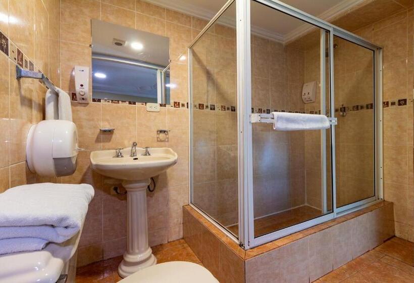 غرفة قياسية, Majestic 1