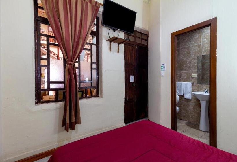 غرفة قياسية, Majestic 1