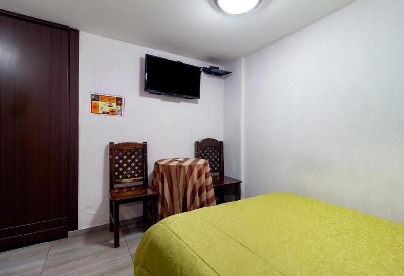 غرفة قياسية ثلاثية, Majestic 1