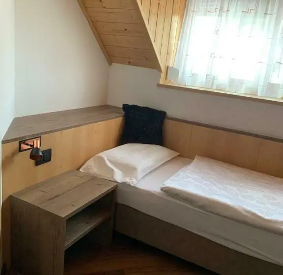 اتاق استاندارد یک نفره, Residence Garni Stella