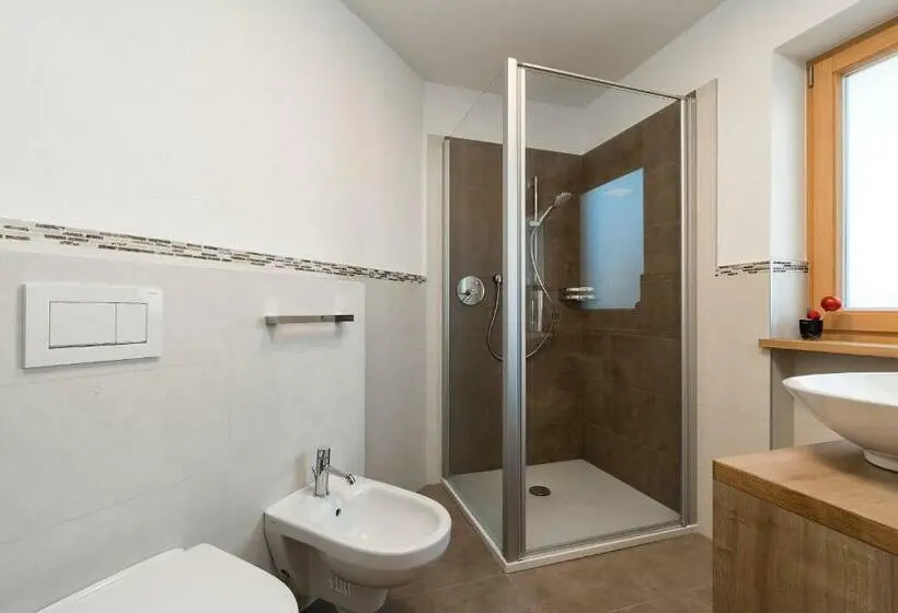 اتاق استاندارد یک نفره, Residence Garni Stella