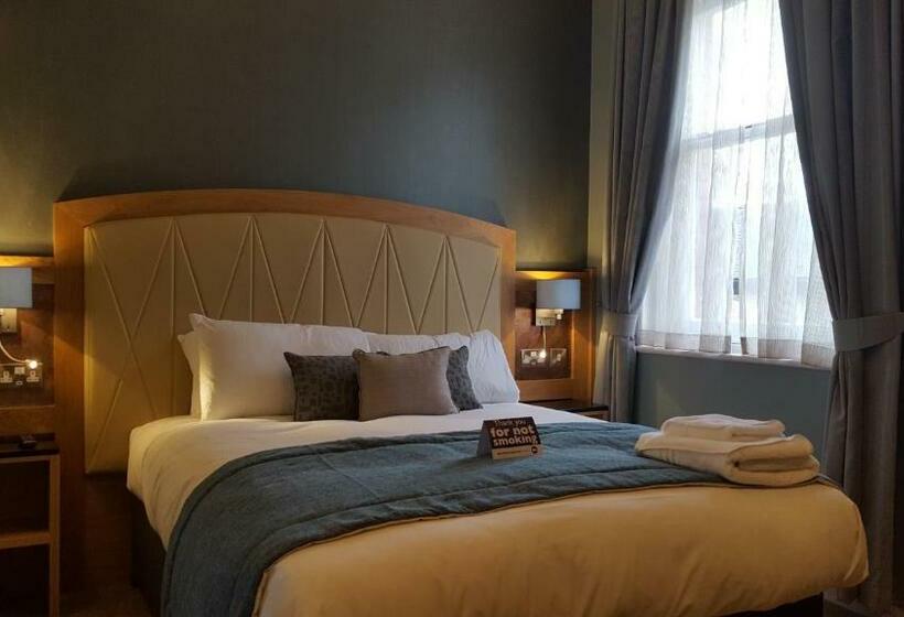 Номер Стандарт, The Bull & Stirrup Hotel Wetherspoon
