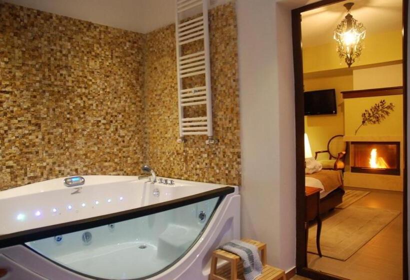 Полулюкс, Agapi Luxury