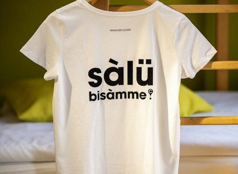 패밀리 룸, Ciarus