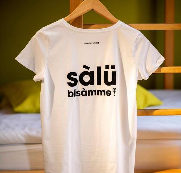 스탠다드 트리플 룸, Ciarus