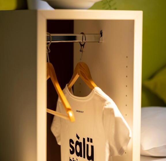 스탠다드 트리플 룸, Ciarus