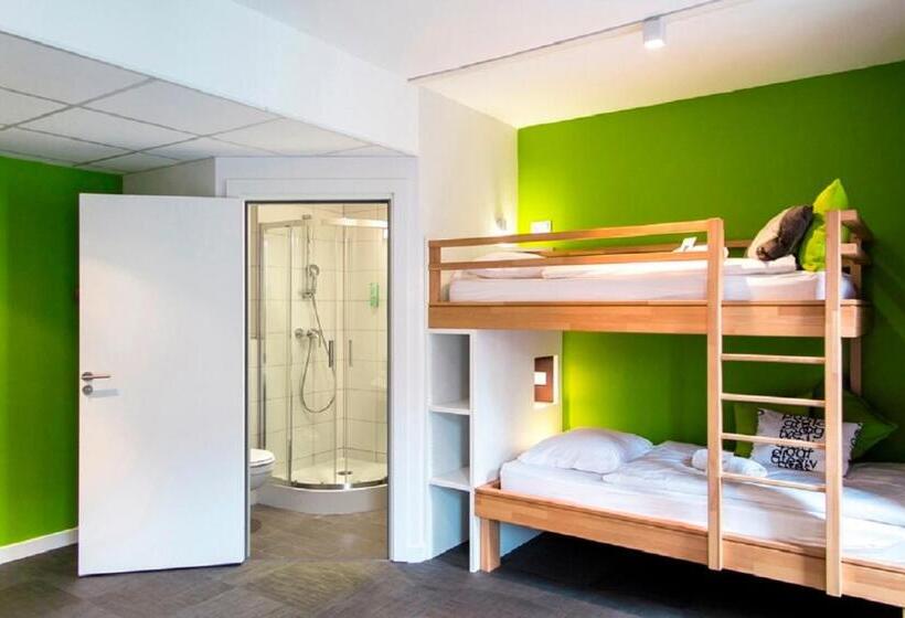 스탠다드 트리플 룸, Ciarus