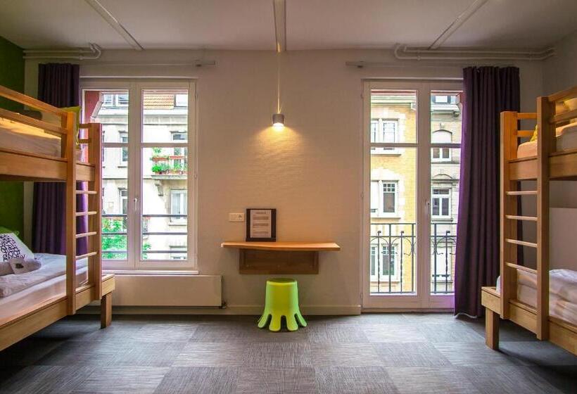 공동 객실, Ciarus