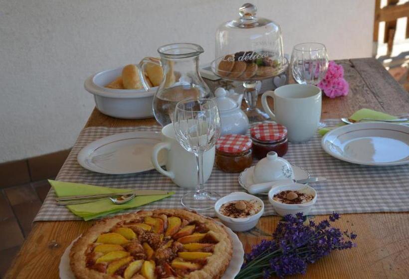 غرفة قياسية رباعية مطلة على الحديقة, B&b Primavera