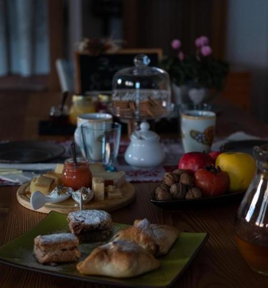 غرفة قياسية رباعية مطلة على الحديقة, B&b Primavera