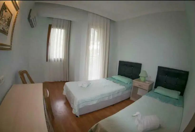 バルコニー付きデラックスルーム, Boncuklu Otel