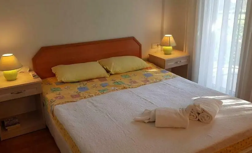 バルコニー付きデラックスルーム, Boncuklu Otel