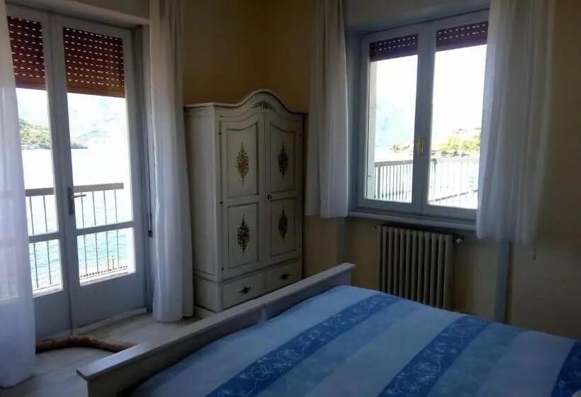 Standard-huone Järvinäkymä, Albergo Motta