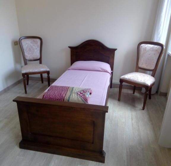 Номер Стандарт Трехместный, Albergo Motta