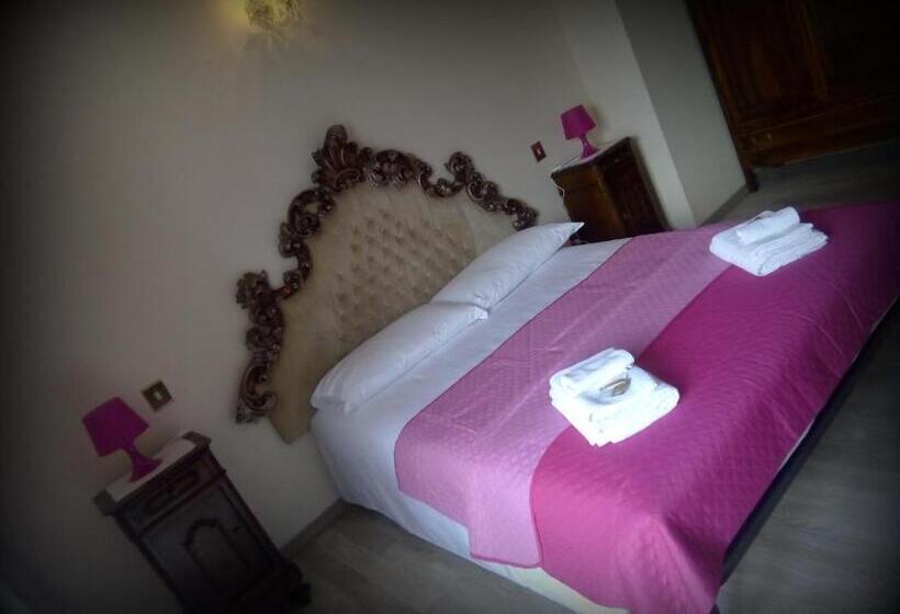 חדר סטנדרט נוף להרים, Albergo Motta