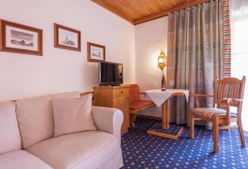 Comfort room with balcony, Alpina