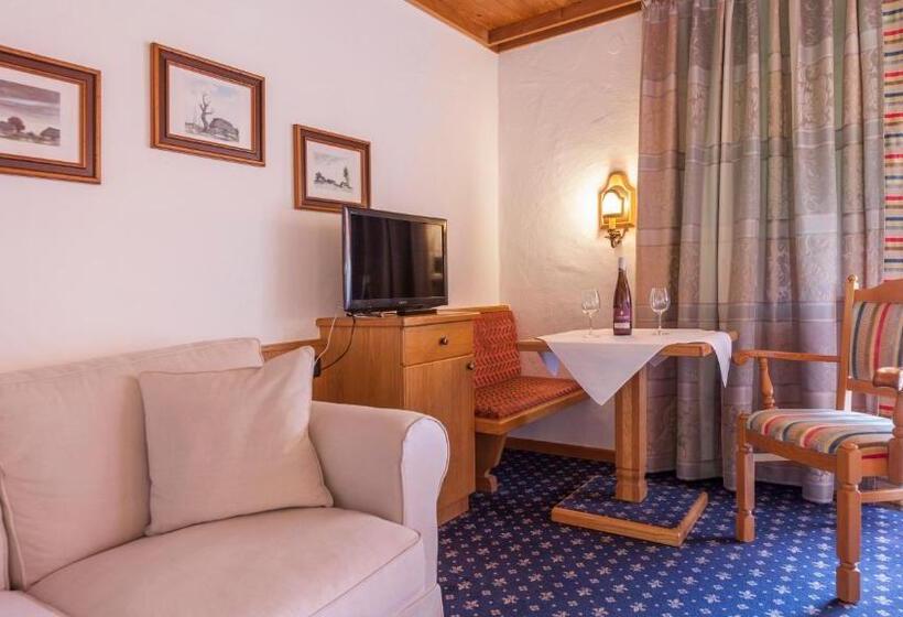 Comfort room with balcony, Alpina