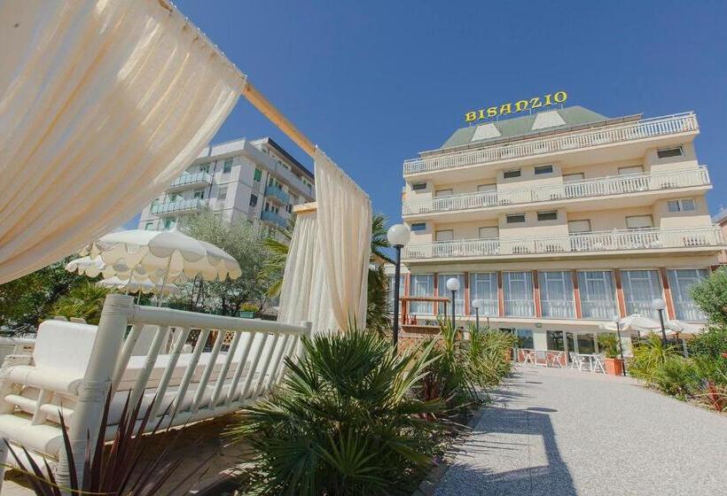 اتاق استاندارد با چشمانداز دریا, Bisanzio