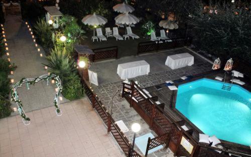 اتاق خانوادگی با چشمانداز دریا, Bisanzio