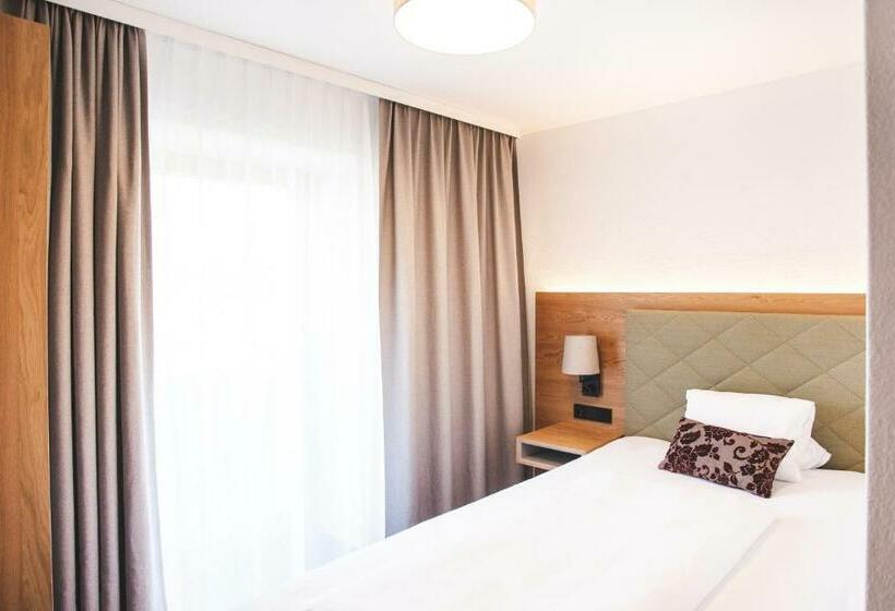 标准单人间, Der Dolomitenhof   Tristach