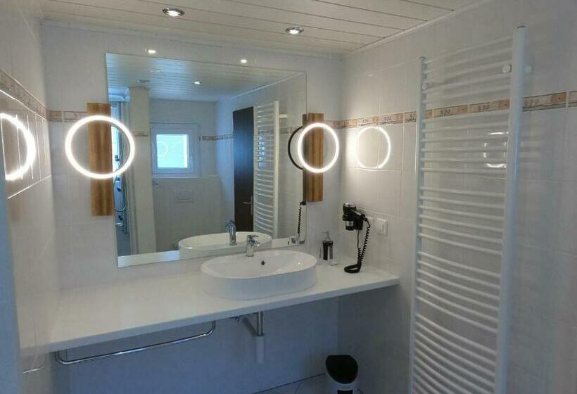 スタンダードルーム, Eden