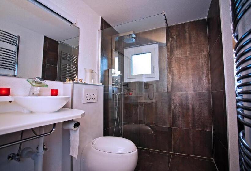 スタンダードルーム, Eden