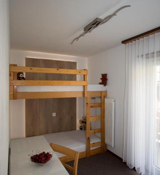 ファミリールーム, Eden