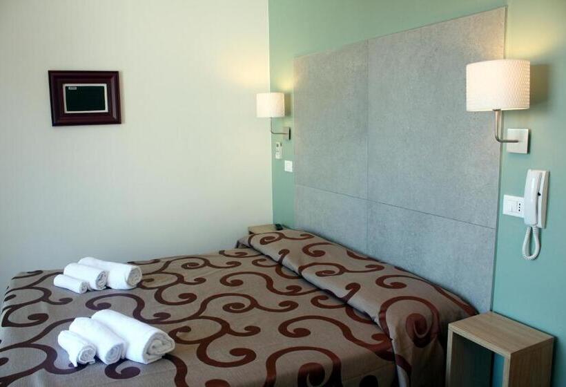 バルコニー付きスタンダードルーム, Helga