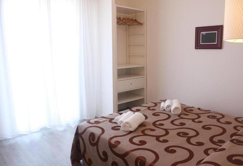 バルコニー付きスタンダードルーム, Helga