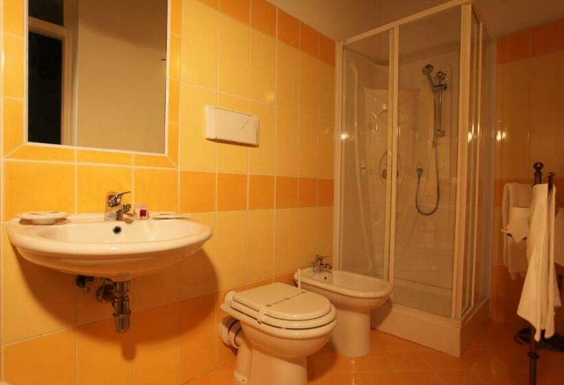 غرفة قياسية ثلاثية, Il Ristoro Del Viandante