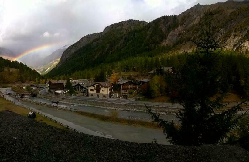 غرفة قياسية, Paradisia