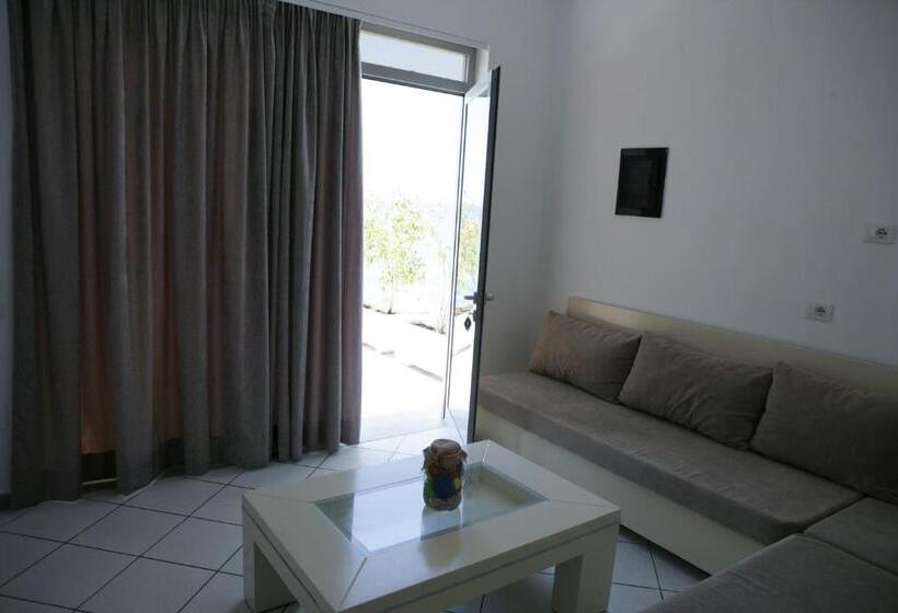 스탠다드 4인용 룸 바다전망, Te Stefi