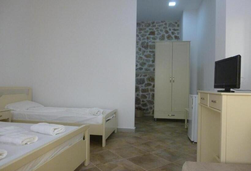 Triple Room Sea View, Te Stefi