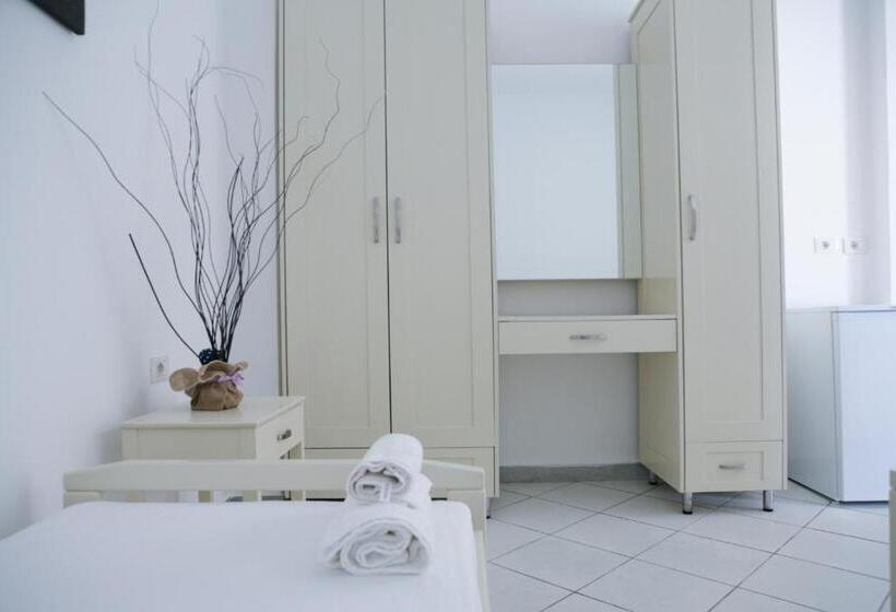 스탠다드 4인용 룸 바다전망, Te Stefi