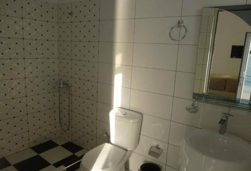 Triple Room Sea View, Te Stefi