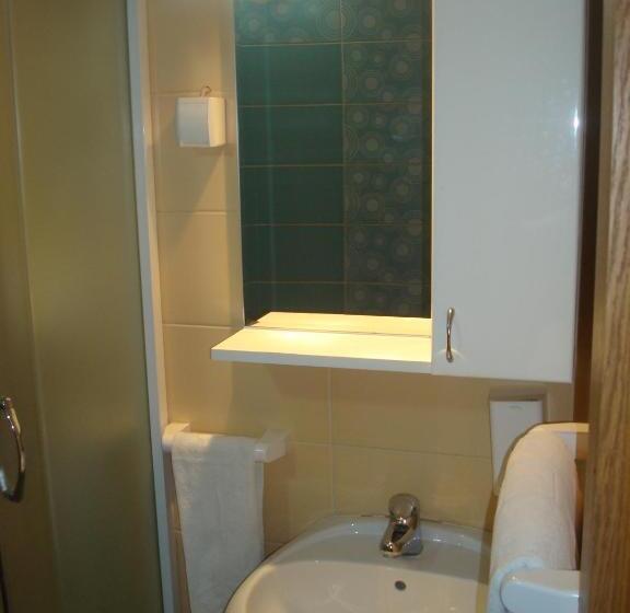 اتاق استاندارد, Linda Bed And Breakfast