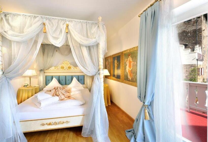 סוויטה, Schloss Hotel Korb