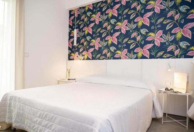 四人高级间, Abc