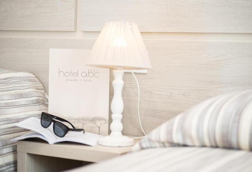 经典四人房间, Abc