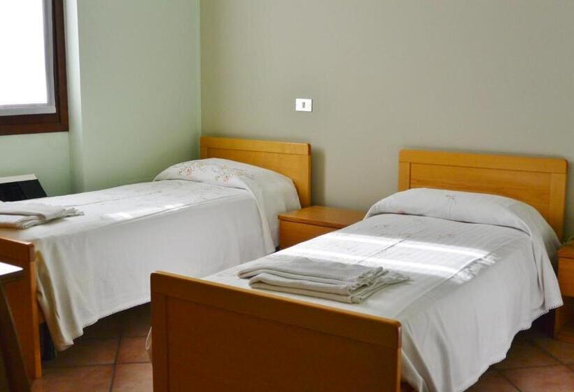 스탠다드 룸, Albergo Escondido