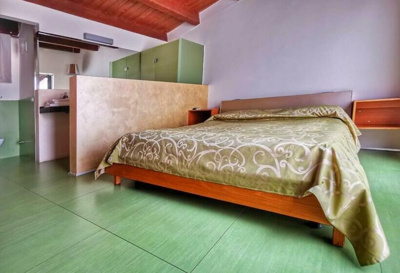 חדר סטנדרט, Ciacco