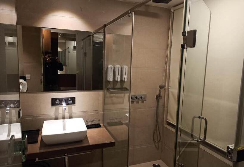 高级客房, Grand Xenia