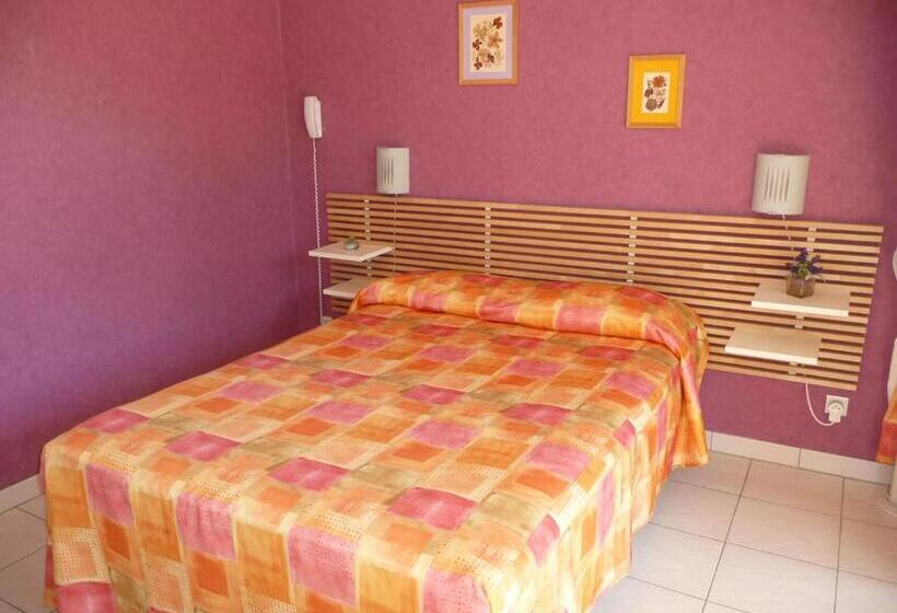 テラス付きスタンダードルーム, Hôtel Les Eucalyptus