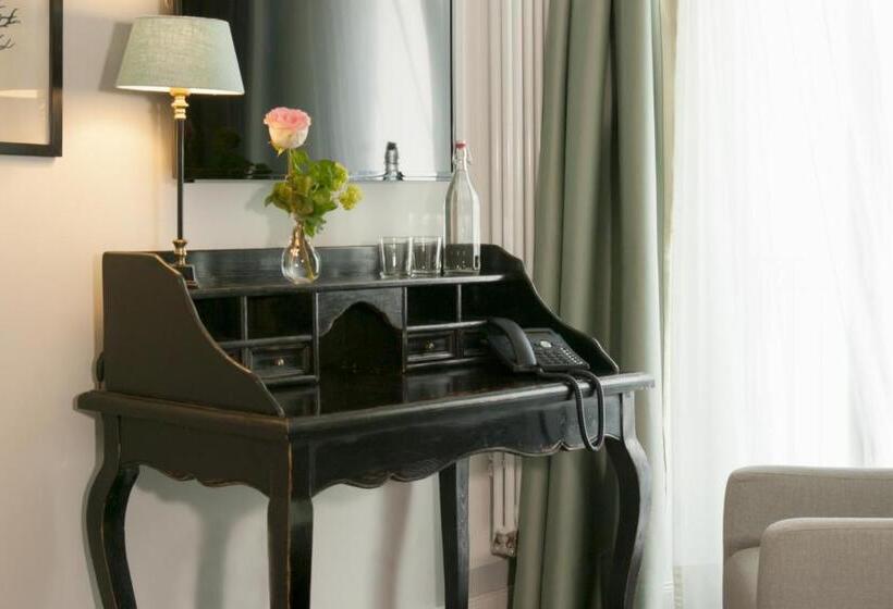 اتاق استاندارد با بالکن, Im Hof