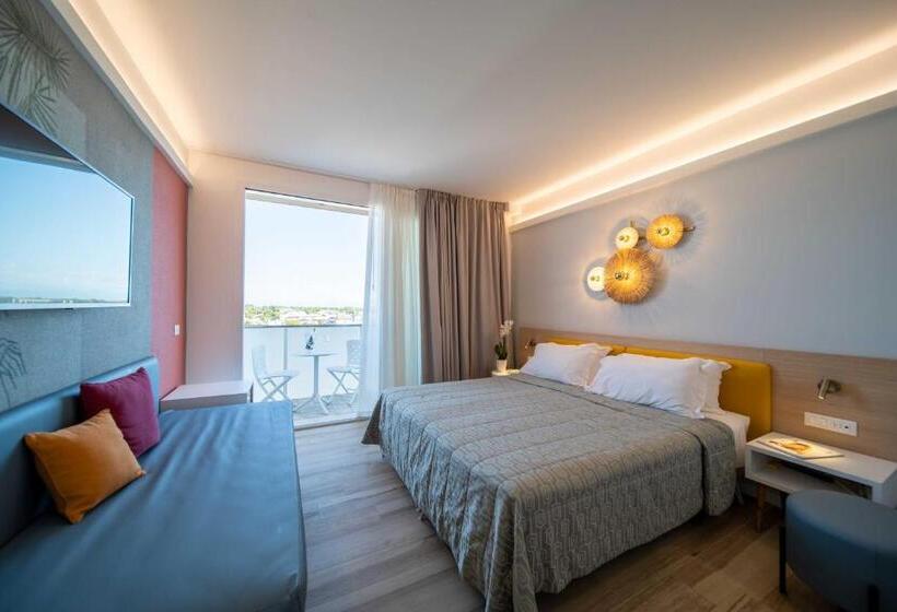 带大床的标准间, Palma De Majorca