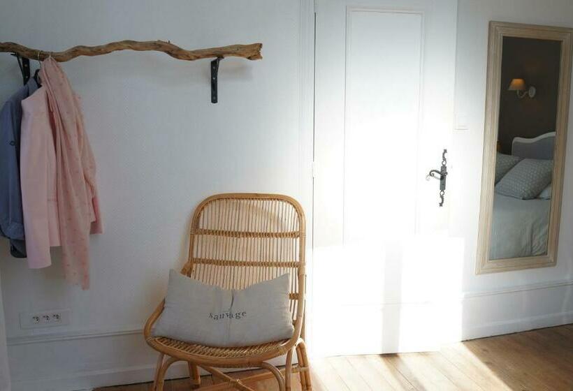 プレミアムルーム, Savel